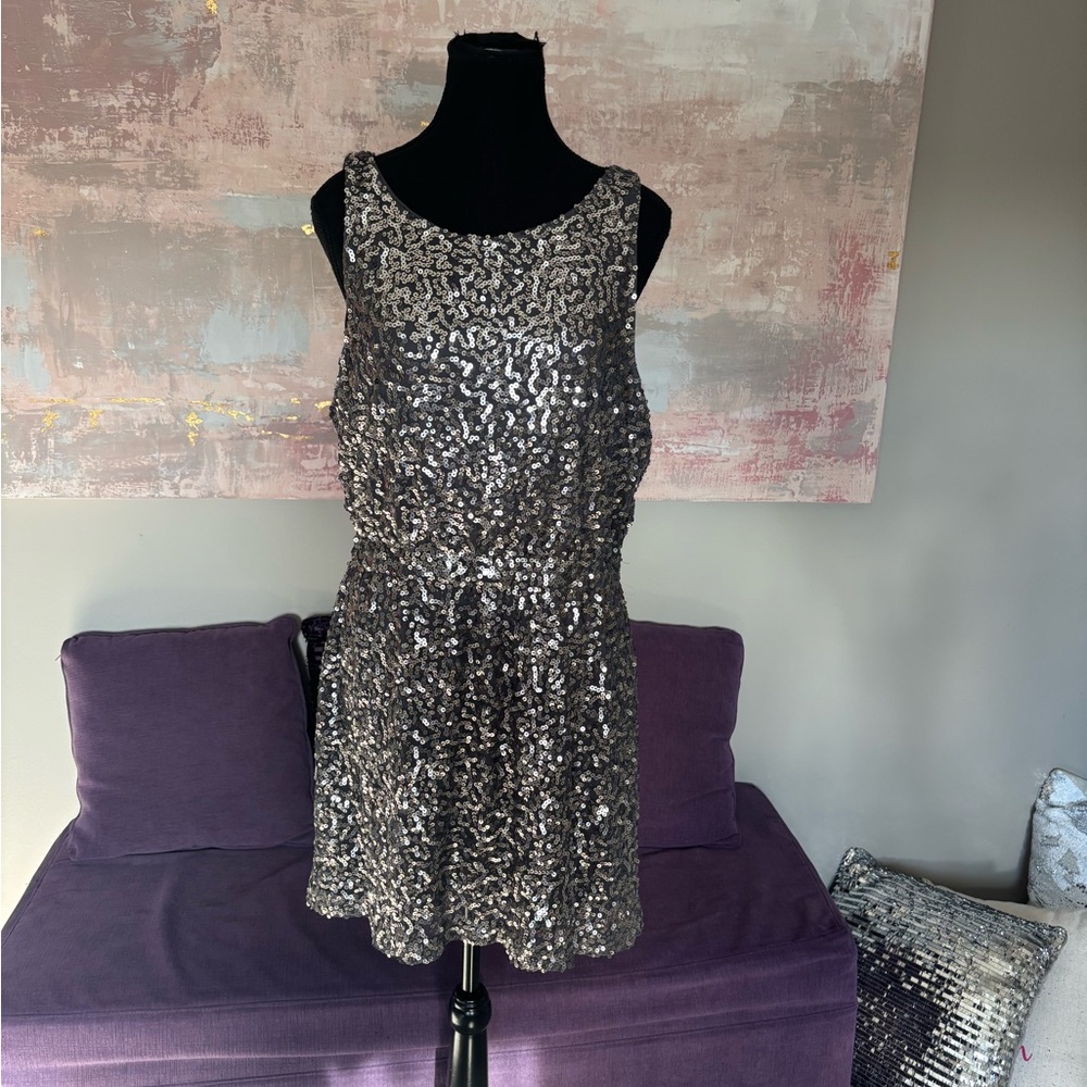 LC Lauren Conrad Silver Sequin Sleeveless Mini size 16